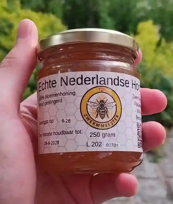 Potje Echte Nederlandse Honing, 100% koudgeslingerde voorjaars bloemenhoning van De Zwermmeester (250 gram)